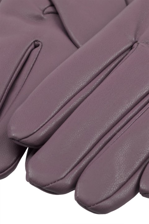 Guantes con borde recortado