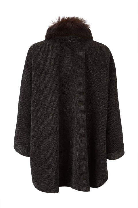 Casaco estilo poncho Casaco estilo poncho